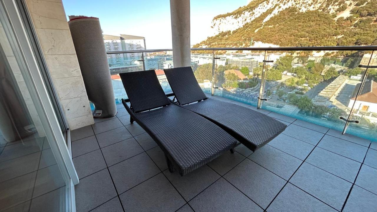Ocean Village Luxury 2 Bed 2 Bath Apartment - Amazing Views - Pools And Jacuzzis Gibilterra Esterno foto