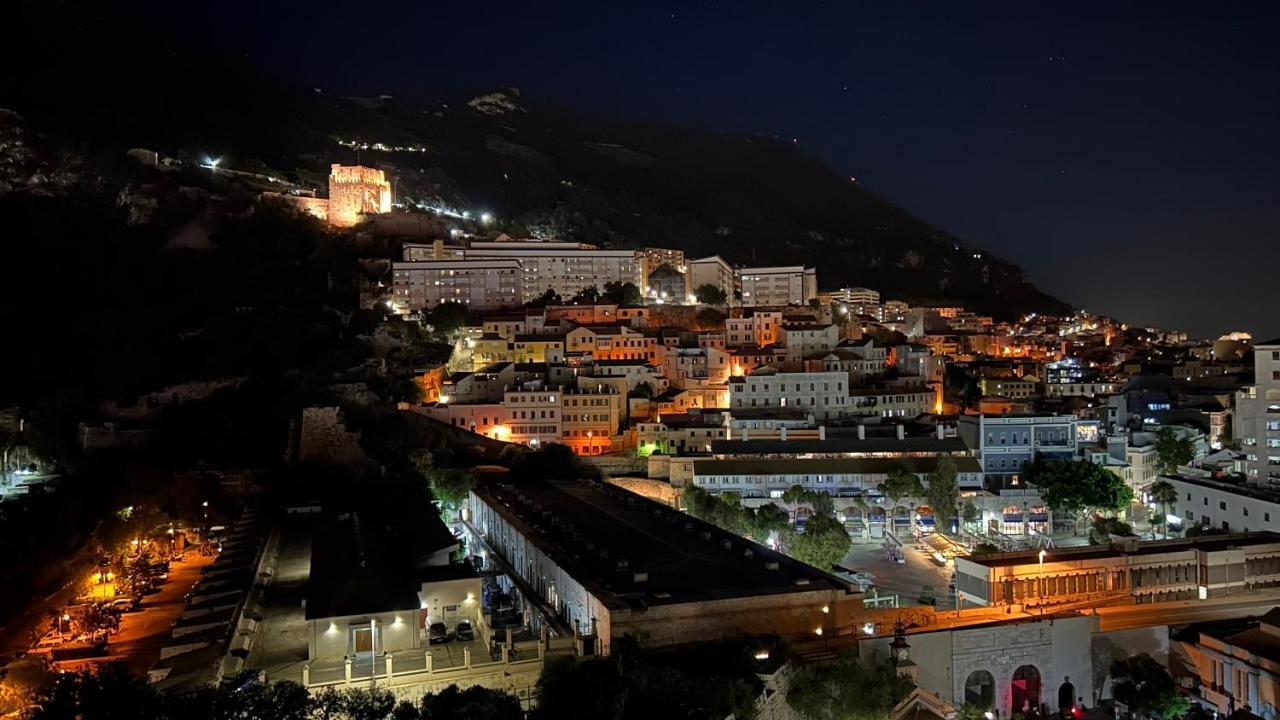 Ocean Village Luxury 2 Bed 2 Bath Apartment - Amazing Views - Pools And Jacuzzis Gibilterra Esterno foto