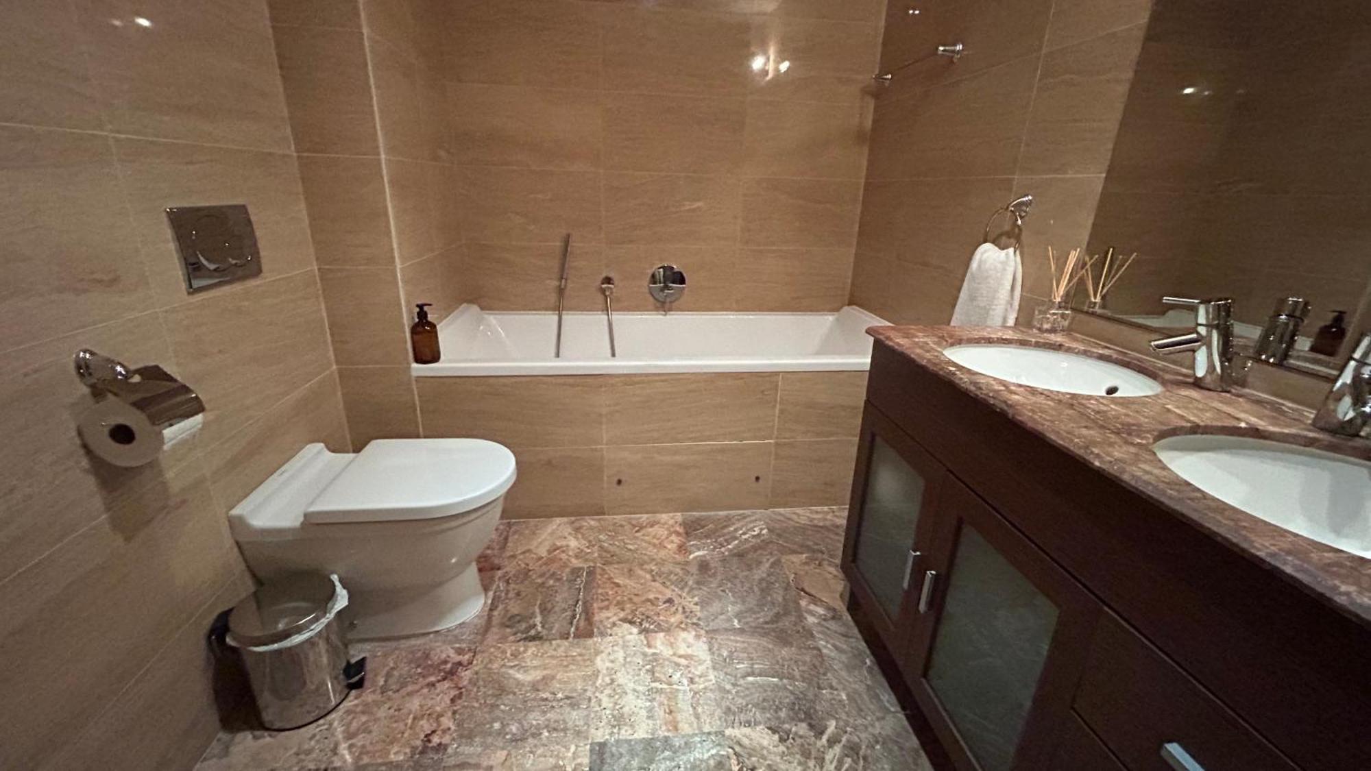Ocean Village Luxury 2 Bed 2 Bath Apartment - Amazing Views - Pools And Jacuzzis Gibilterra Esterno foto